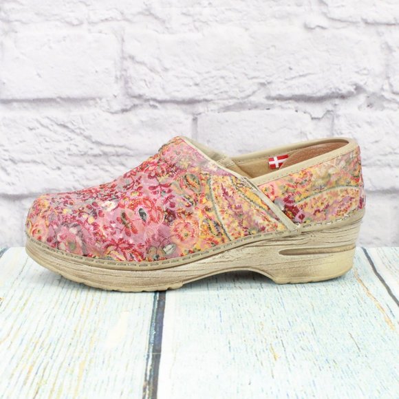 Sanita Shoes - Sanita Danish Design Vegan Multicolor Floral Slip On Clogs Size 36 / 6